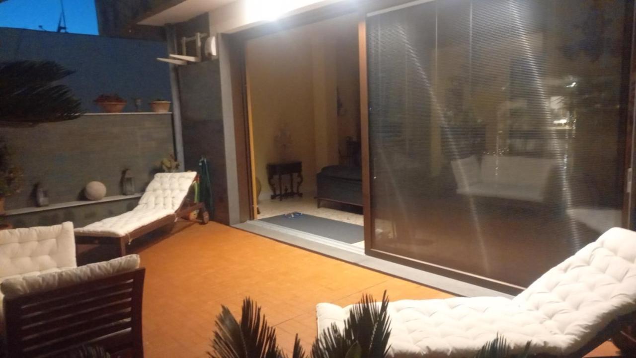 Confortevole Bari Kültér fotó
