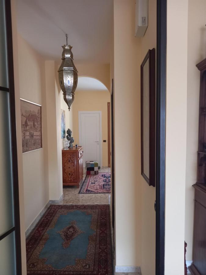 Confortevole Bari Kültér fotó