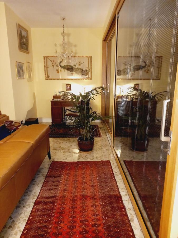 Confortevole Bari Kültér fotó